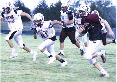 Wolves Hold Maroon/  White Football Scrimmage