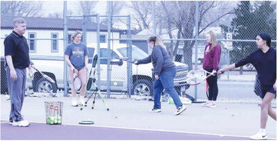 Tennis Team Looks For Success