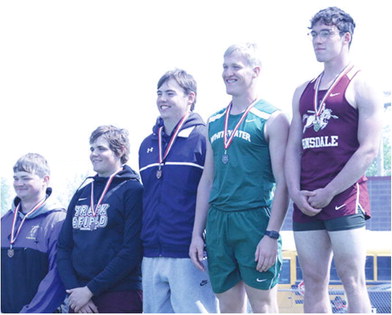 Bainville’s Hansen, Poser Qualify For State