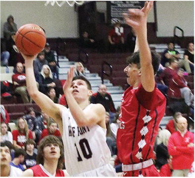 Wolf Point Knocks Off Glendive In Boys’ Basketball Battle