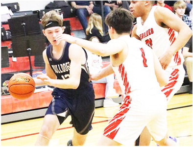 Fairview Nips Bainville Boys In League Play