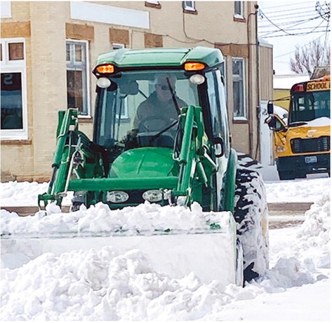 Strong Snow Storms Hit Area Strong Snow Storms Hit Area