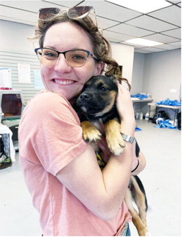 Pound Puppies Treats 44 Dogs, 39 Cats