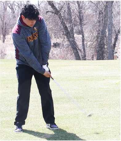 Golfers Shoot Well At Meets