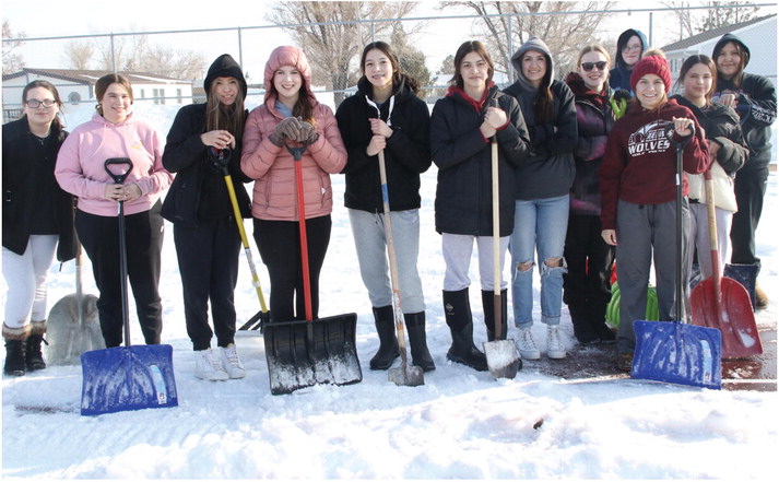 Wolf Point Tennis Team Features Good Turnout Wolf Point Tennis Team Features Good Turnout