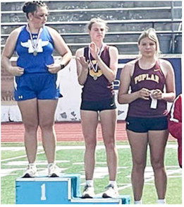 Indians Score During Divisional Track Action