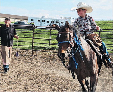 Students Learn Safety During Horse Clinic With Roosevelt County 4-H Program, IronClad Students Learn Safety During Horse Clinic With Roosevelt County 4-H Program, IronClad