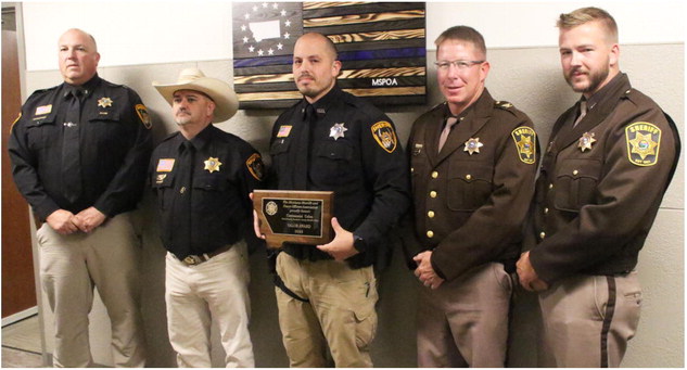 Deputy Receives Valor Award For Heroic Effort