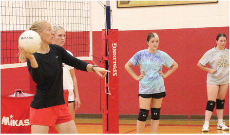 Froid/Lake Volleyball Looks For Quick Rebuilding Job Froid/Lake Volleyball Looks For Quick Rebuilding Job