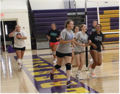 Cowgirls Head Into Season Cowgirls Head Into Season