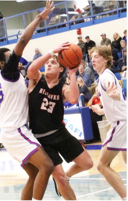 Red Hawks Lose Against Lustre