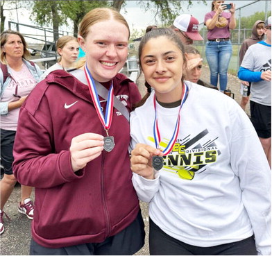 Two Tennis Teams Qualify For State Two Tennis Teams Qualify For State