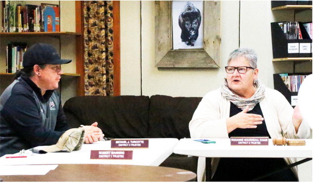 Trustees Discuss Building New School Trustees Discuss Building New School