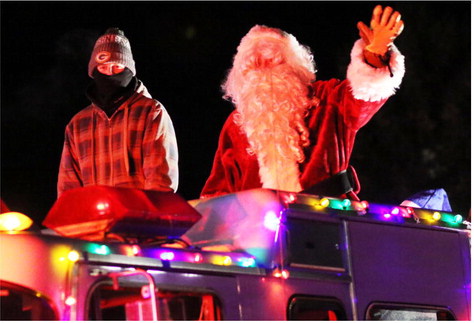 Santa Is Coming To Town For Breakfast, Parade Santa Is Coming To Town For Breakfast, Parade