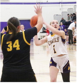 Cowgirls Rally To Beat Thunder