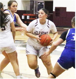 Lady Wolves Defeated By Malta, 61-37