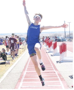 Lustre Boys Take Second During Lambert Meet Lustre Boys Take Second During Lambert Meet