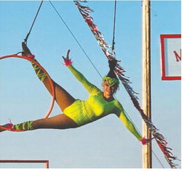 Circus Comes To Town Circus Comes To Town