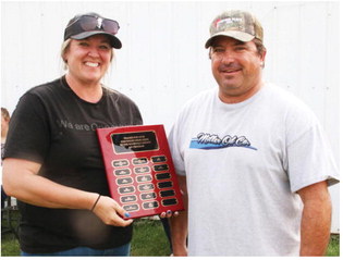 4-H Council Honors Miller Oil, Wilson