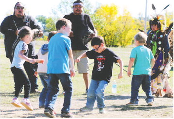 Cultural Fair Hosts Student Visits
